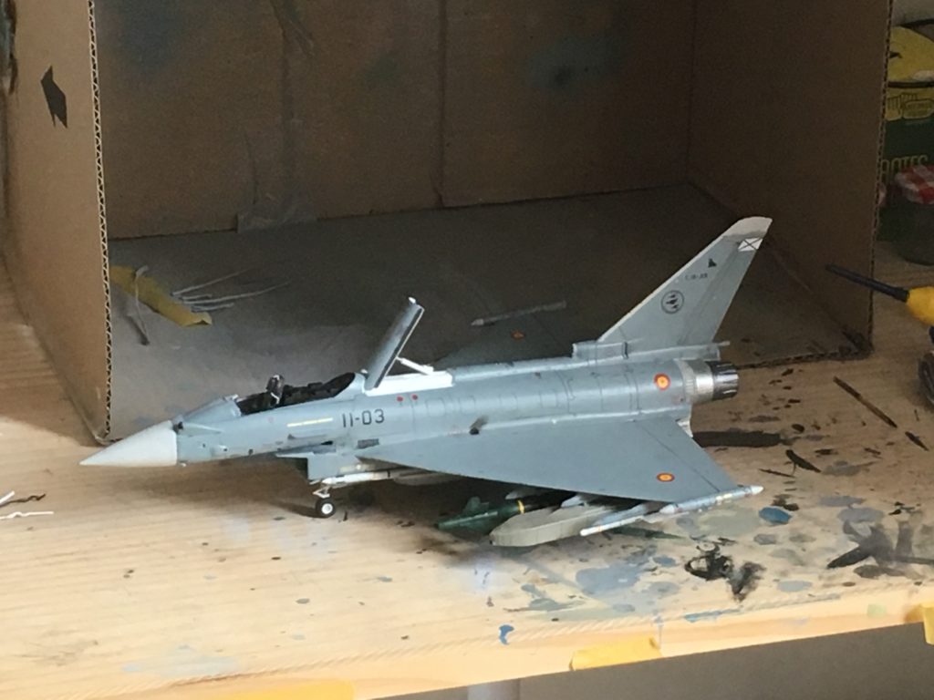 Detalles de la parte izquierda del Eurofighter 1/48