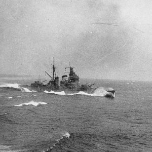 Maquetas hechas - arp-haguro-doubloons Vista frontal lateral foto bn