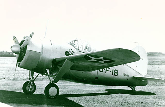 Maquetas hechas - brewster-f2a-1-buffalo Vista lateral foto bn