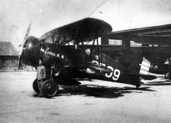 Maquetas hechas - curtiss-hawk-iii Vista lateral foto bn
