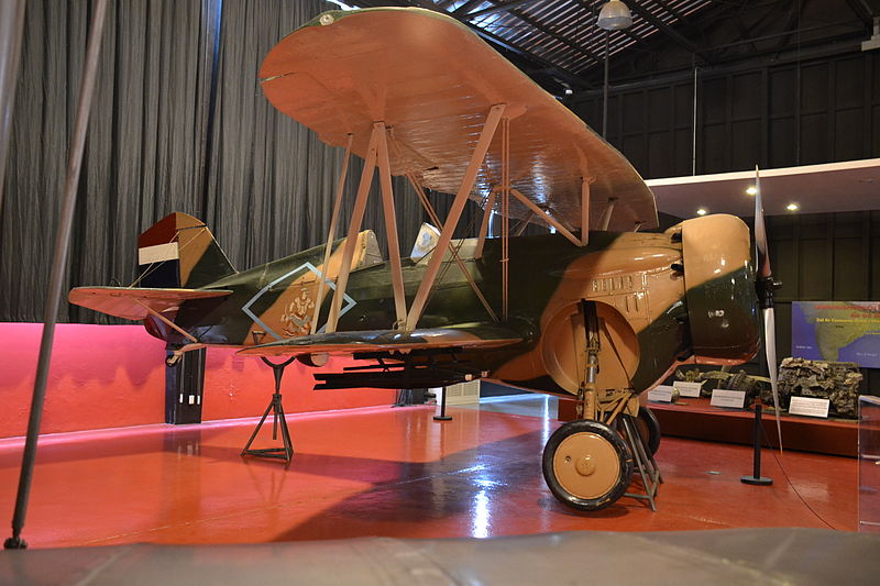Maquetas hechas - curtiss-hawk-iii Vista lateral