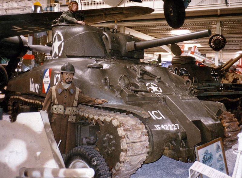 Maquetas hechas - m4-sherman Vista frontal lateral