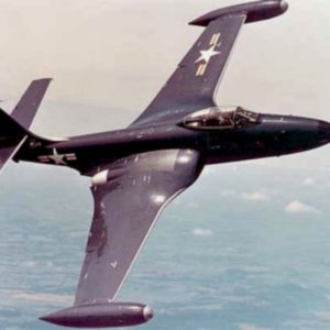 Maquetas hechas - mcdonnell-f2h-banshee Vista frontal lateral