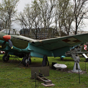 Maquetas hechas - petlyakov-pe-2 Vista frontal lateral