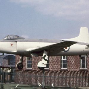 Maquetas hechas - supermarine-attacker Vista frontal lateral
