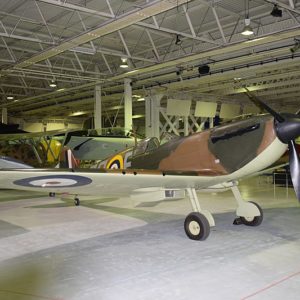 Maquetas hechas - supermarine-spitfire-ia Vista frontal lateral