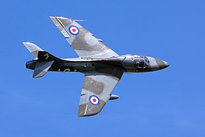 Maquetas Hechas - Hawker Hunter Vista frontal-lateral
