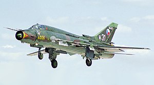 Maquetas Hechas - Sukhoi Su-17 Fitter Vista frontal-lateral