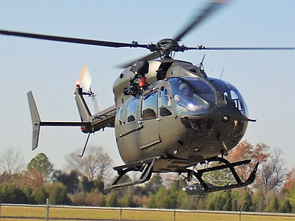 Maquetas hechas - UH-72 Lakota Vista frontal-lateral