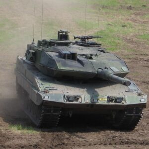 Maquetas hechas - Stridsvagn 122 Vista frontal