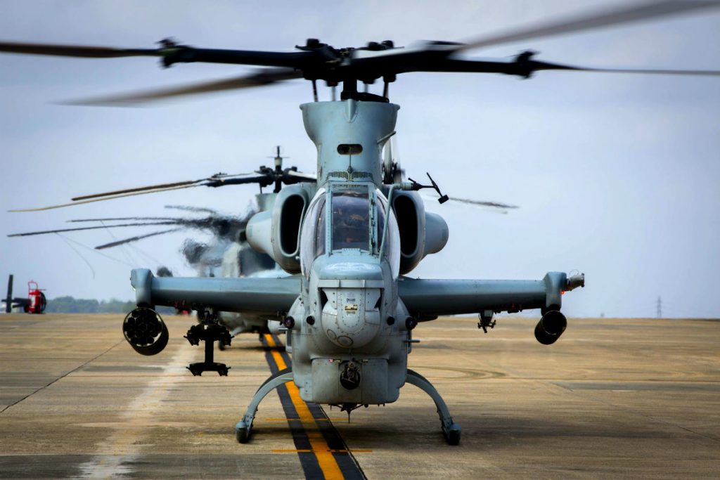 Maquetas hechas - AH-1 Cobra Vista frontal
