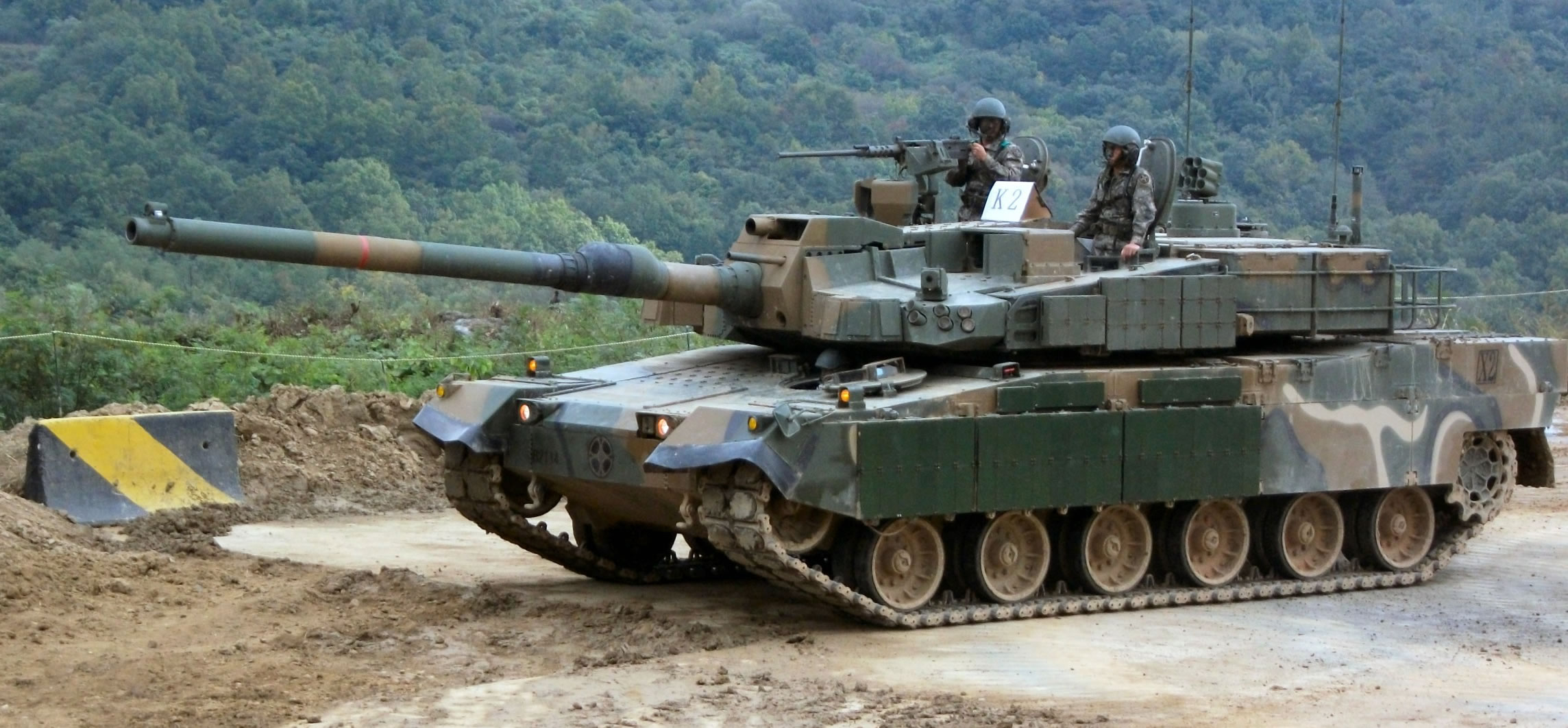 Maquetas hechas - K2 Black Panther Vista lateral