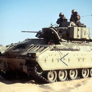 Maquetas hechas - M2/M3 Bradley Vista frontal-lateral