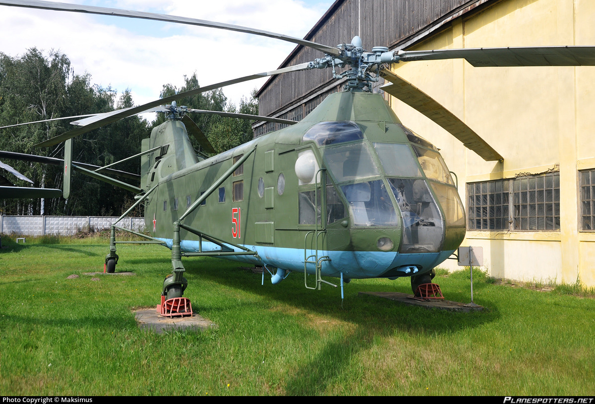 Maquetas hechas - Yakovlev Yak-24 Horse Vista frontal