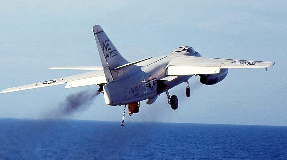 Maquetas hechas - A-3 Skywarrior Vista trasera