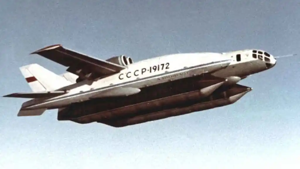 Maquetas hechas - Bartini-Beriev VVA-14 Vista inferior