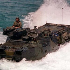 Maquetas hechas - AAV-7A1 Vista superior-frontal